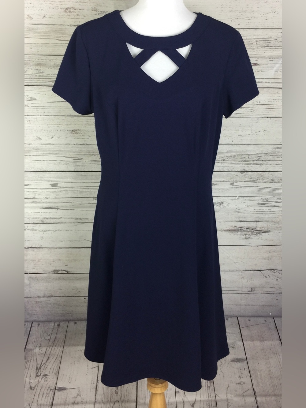 AGB Dress Women’s Navy Blue Cut Out V-Neck Stretch Fit & Flare Dress Size 14